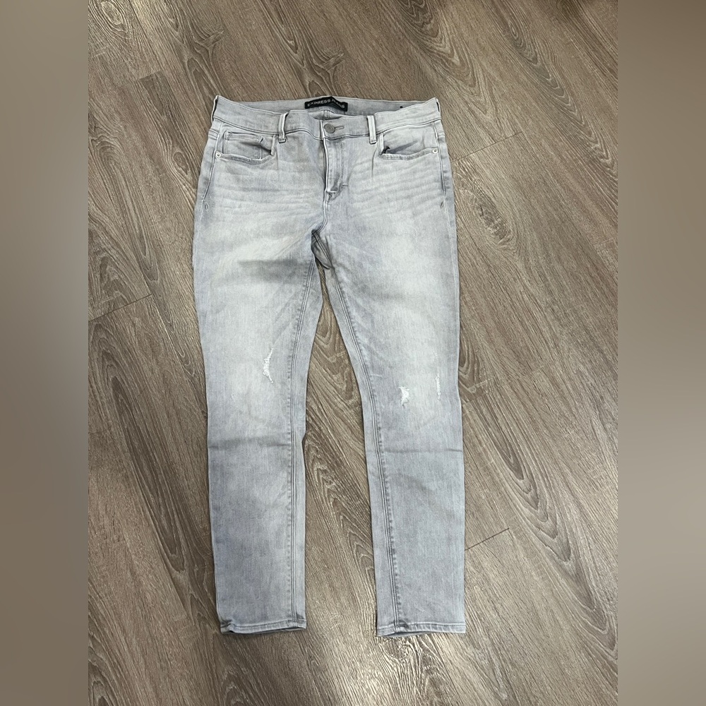 Express Women’s Light Gray skinny Jeans